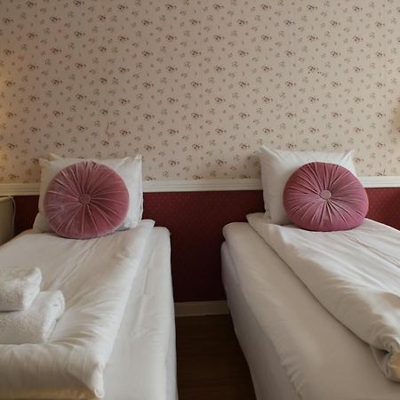 Hotel Pensionat Granparken 诺尔泰利耶 外观 照片
