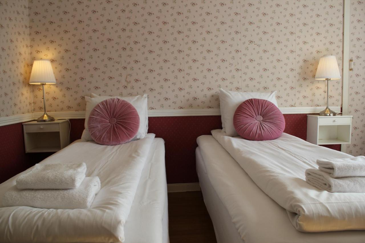 Hotel Pensionat Granparken 诺尔泰利耶 外观 照片
