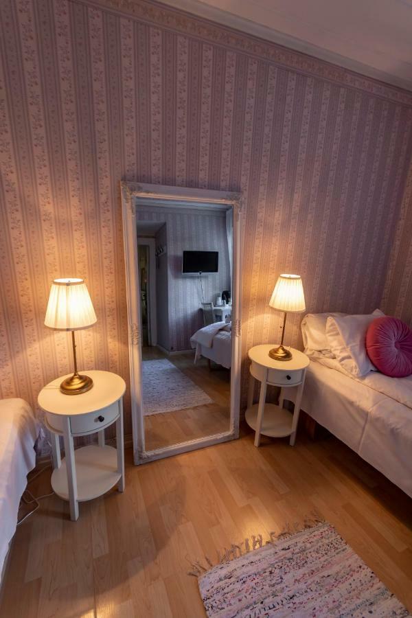 Hotel Pensionat Granparken 诺尔泰利耶 外观 照片